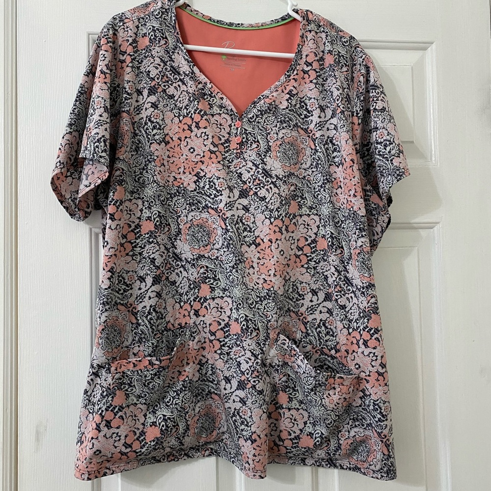 Healing Hands Premier scrub top